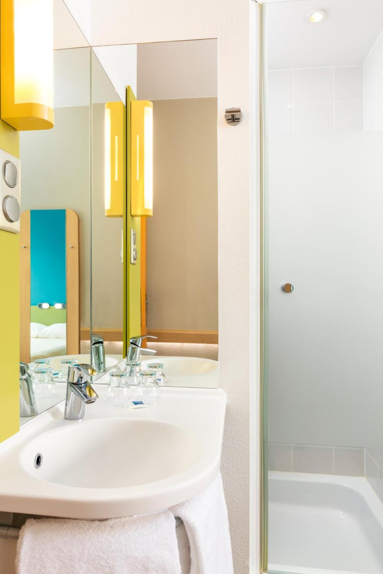 Ibis Budget Muenchen Putzbrunn Exterior photo