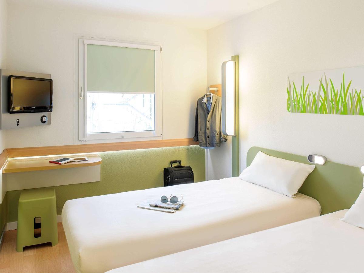 Ibis Budget Muenchen Putzbrunn Exterior photo